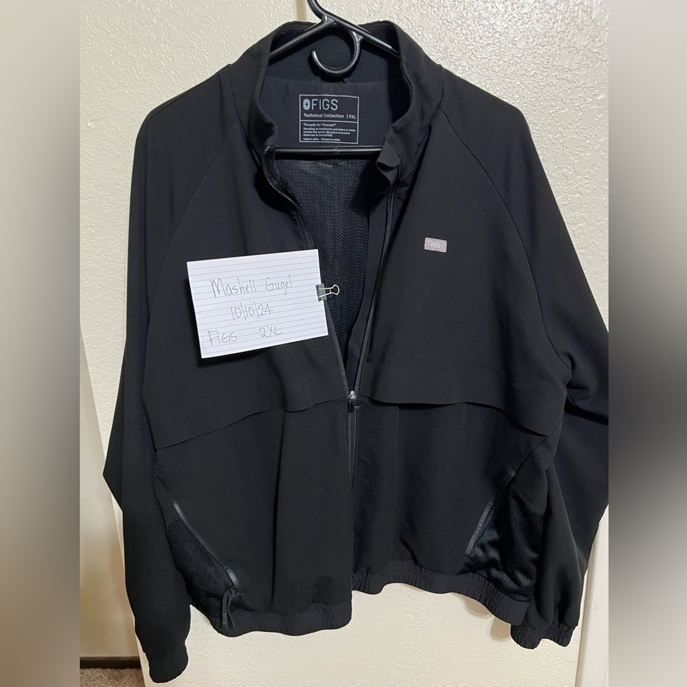 Black figs jacket 2xl